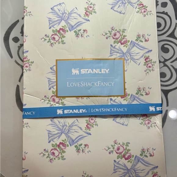 Stanley x Love Shack Fancy Quencher 40 oz Rosa Beaux Blue NIB! - Picture 6 of 6